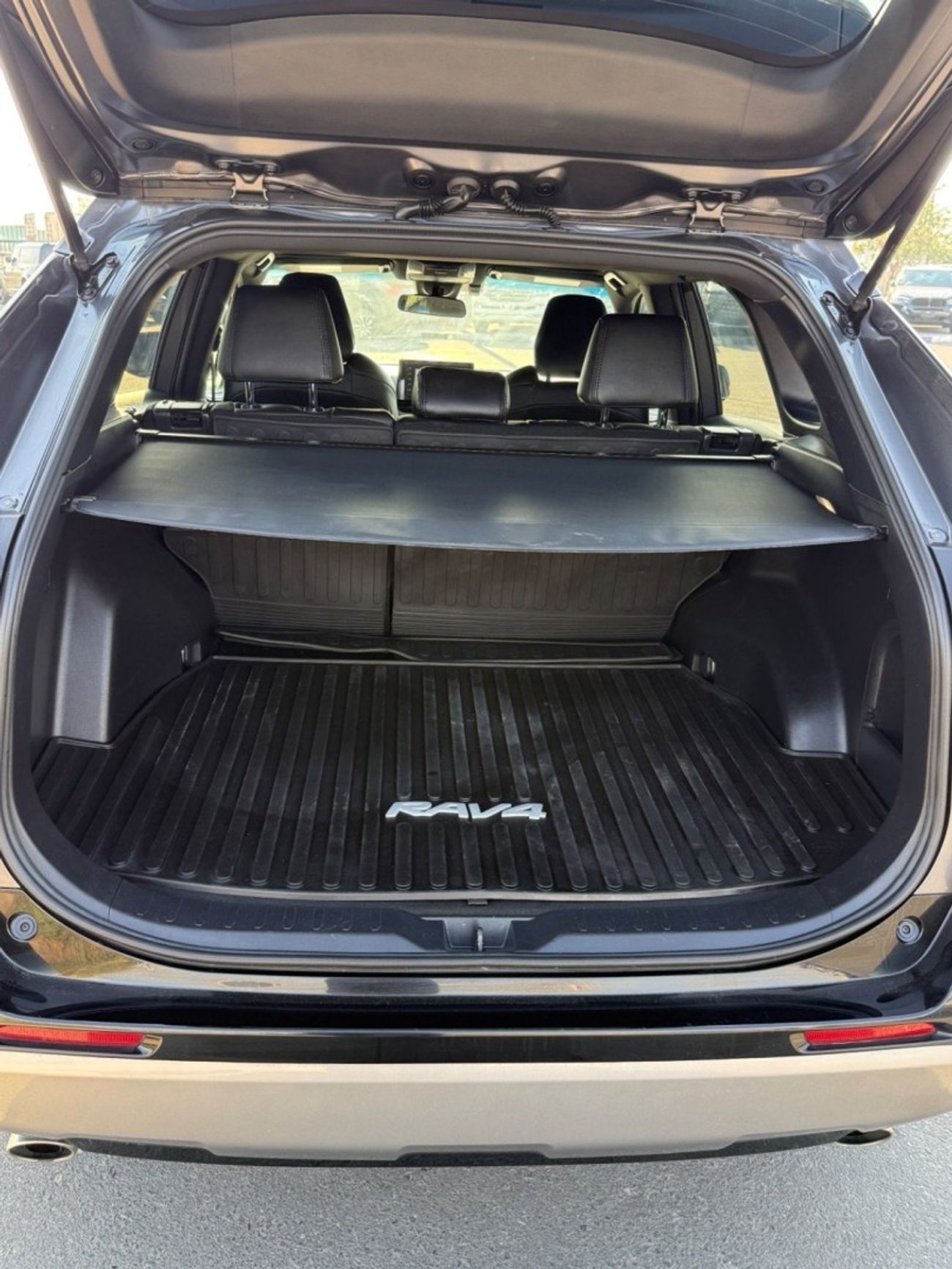 Toyota RAV4 VXR HEV 2.5L (219 HP) AWD