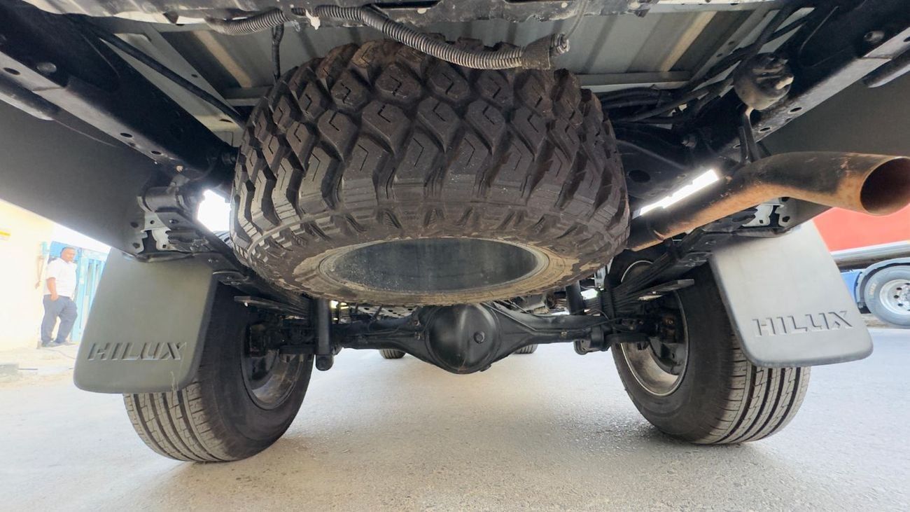 Toyota Hilux SINGLE CABIN | 4X4 SPORTS BAR | 2.8 DIESEL ENGINE | MANUAL TRANSMISSION | AIR SNORKEL