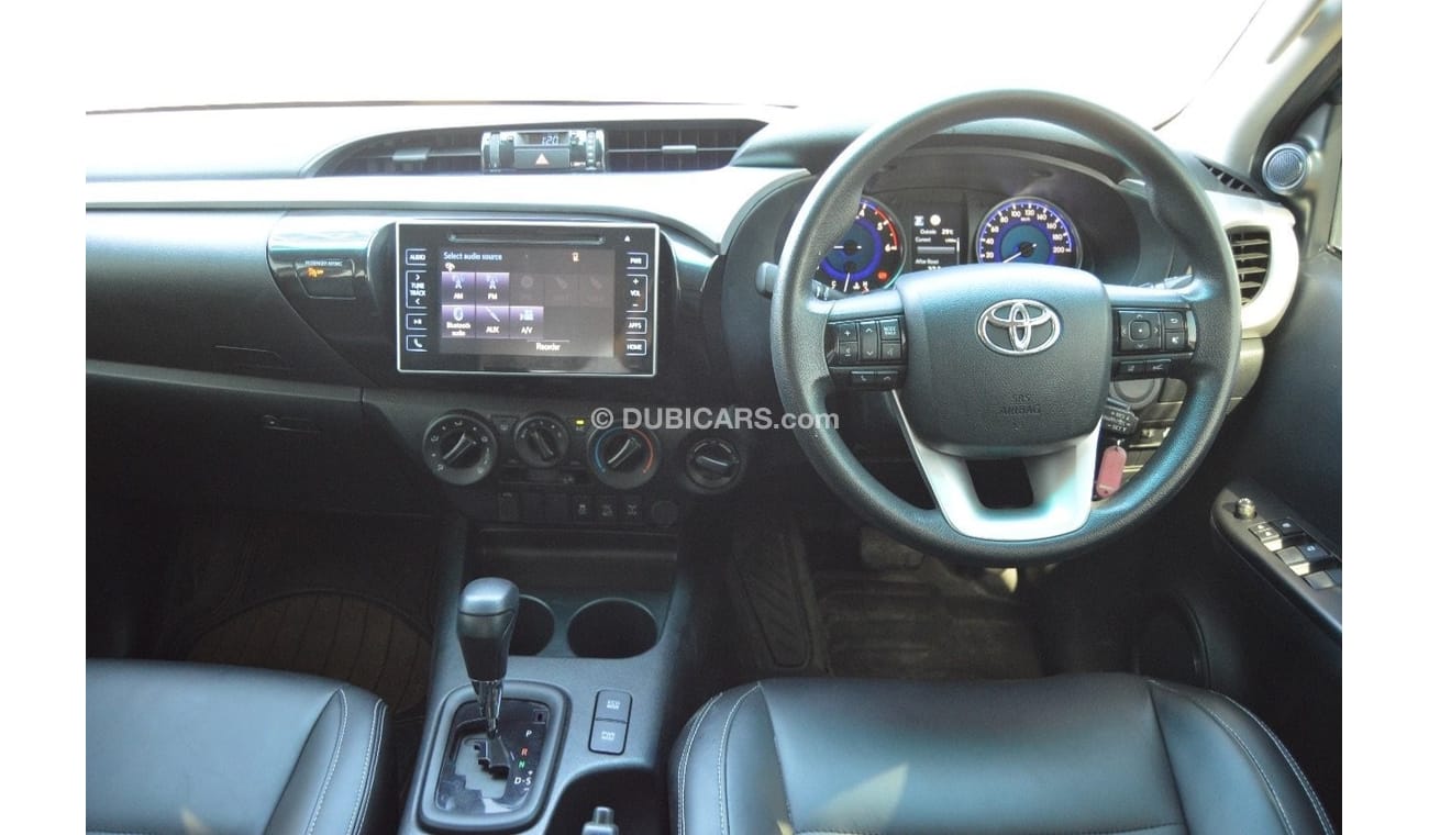 Toyota Hilux SR5 Full option leather seats power seats