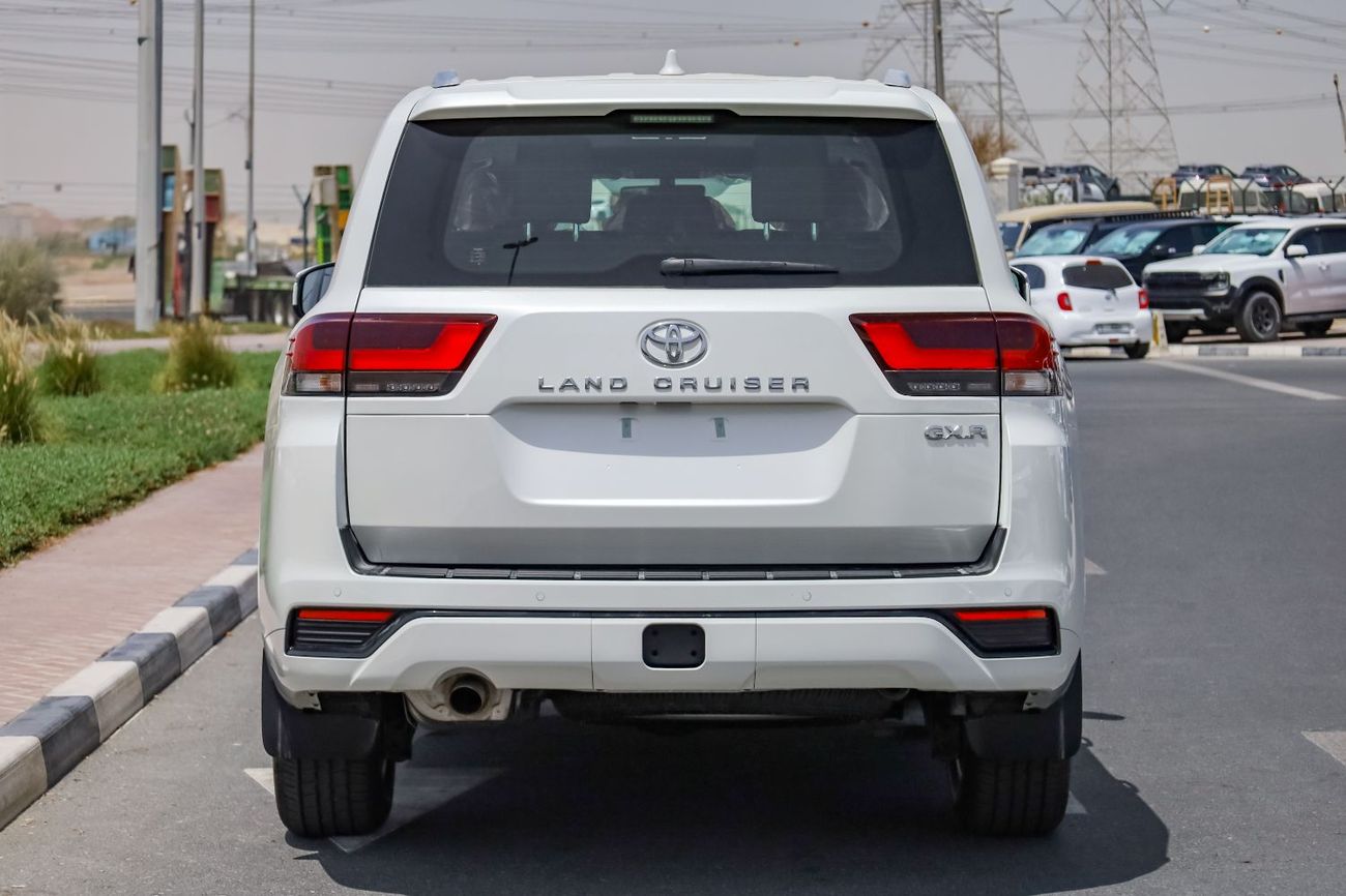 Toyota Land Cruiser GXR 4.0L V6 GCC SPECS 2025 MODEL