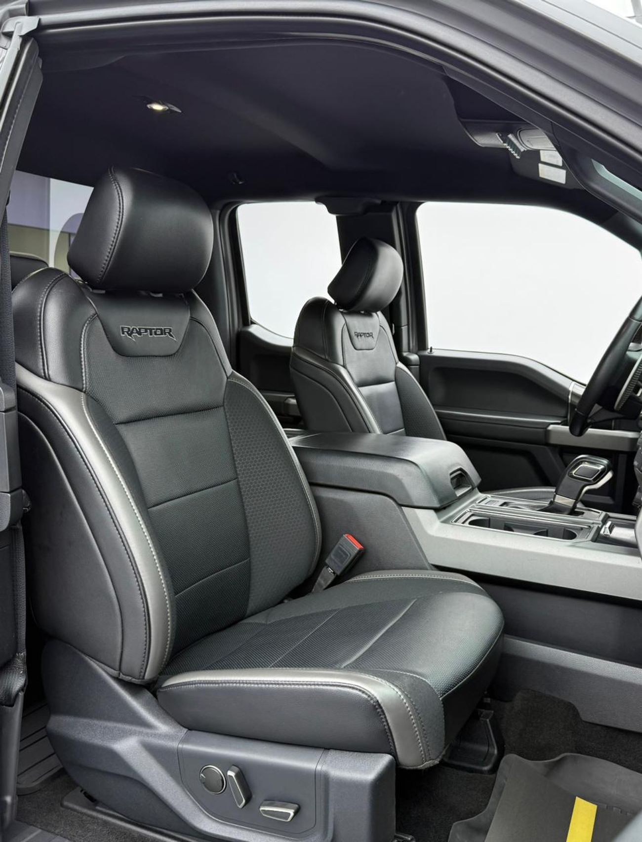 فورد إف-150 رابتور 2020 Ford F150 Raptor, 2027 Ford Warranty, Full Ford Service History, Excellent Condition, GCC