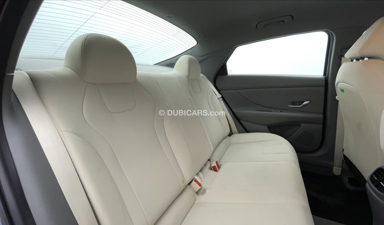 Hyundai Elantra GL 1.6 | Zero Down Payment | Free Home Test Drive