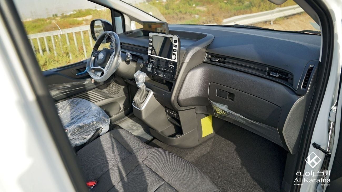 هيونداي ستاريا Tourer - 3.5L V6 Automatic, 11 Seater Van, Push Start,  360° Camera