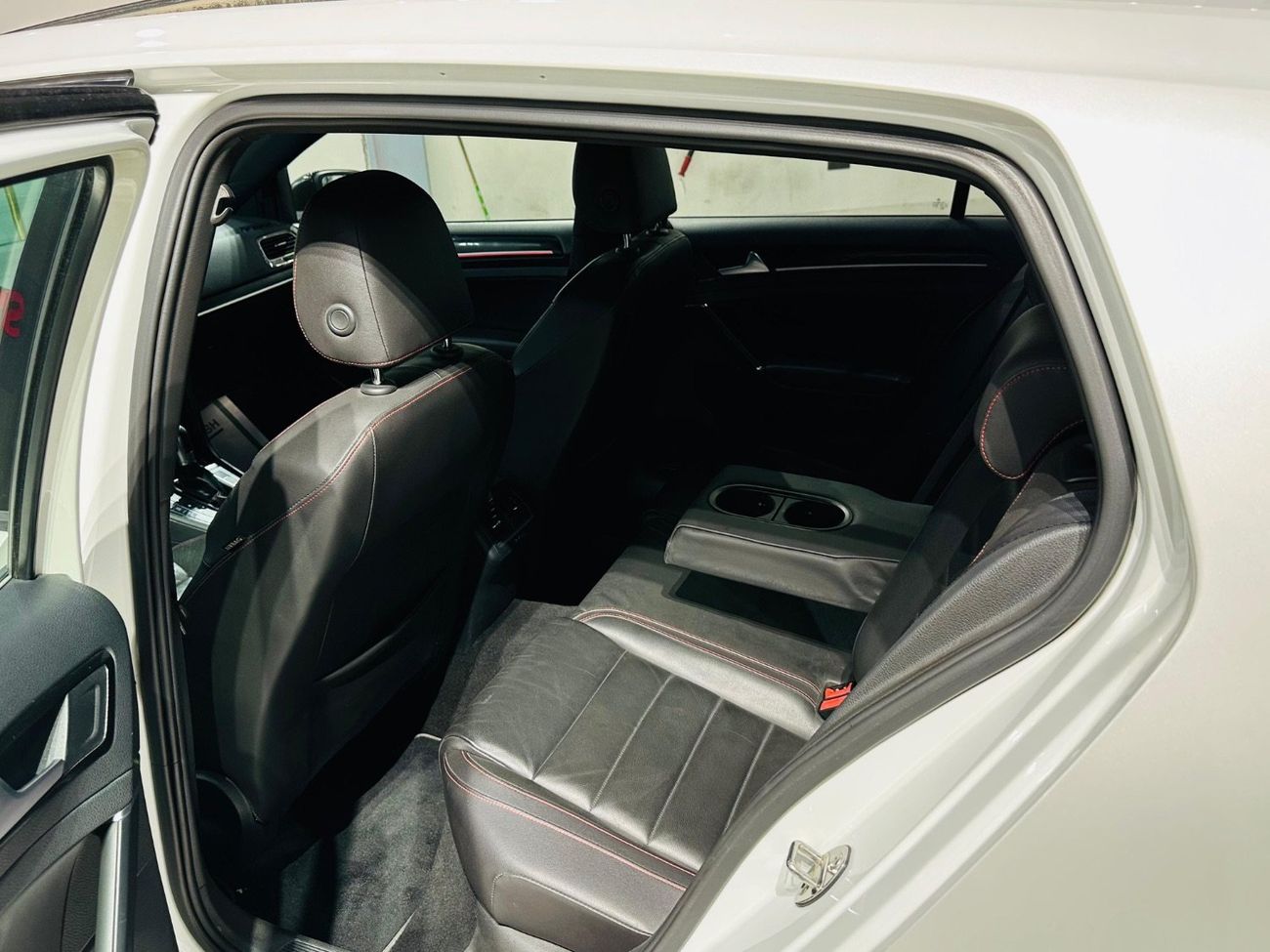 Volkswagen Golf GTI 2.0L