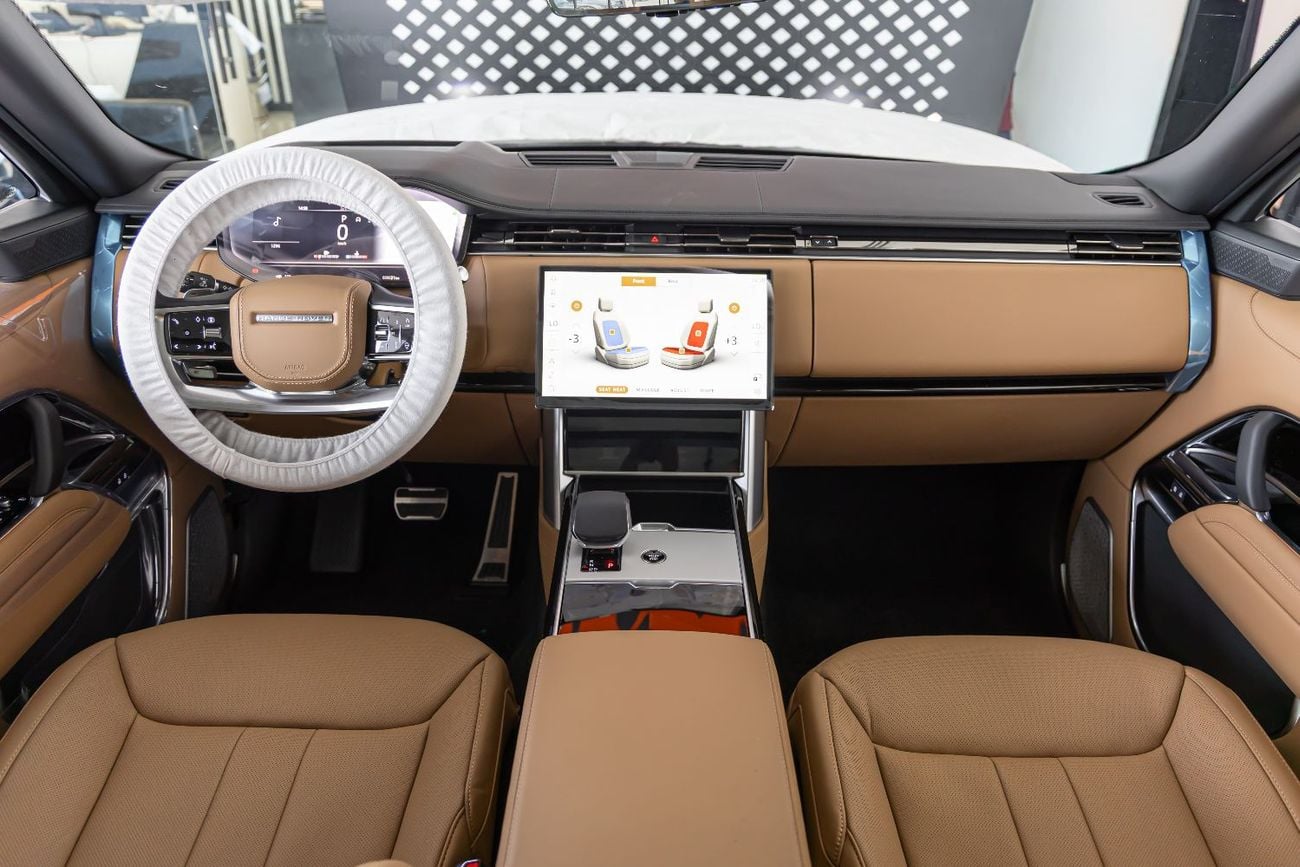 لاند روفر رينج روفر Range Rover Vogue P530 Autobiography |  | GCC Specs | V8 | Full Options | 2026 (Export)