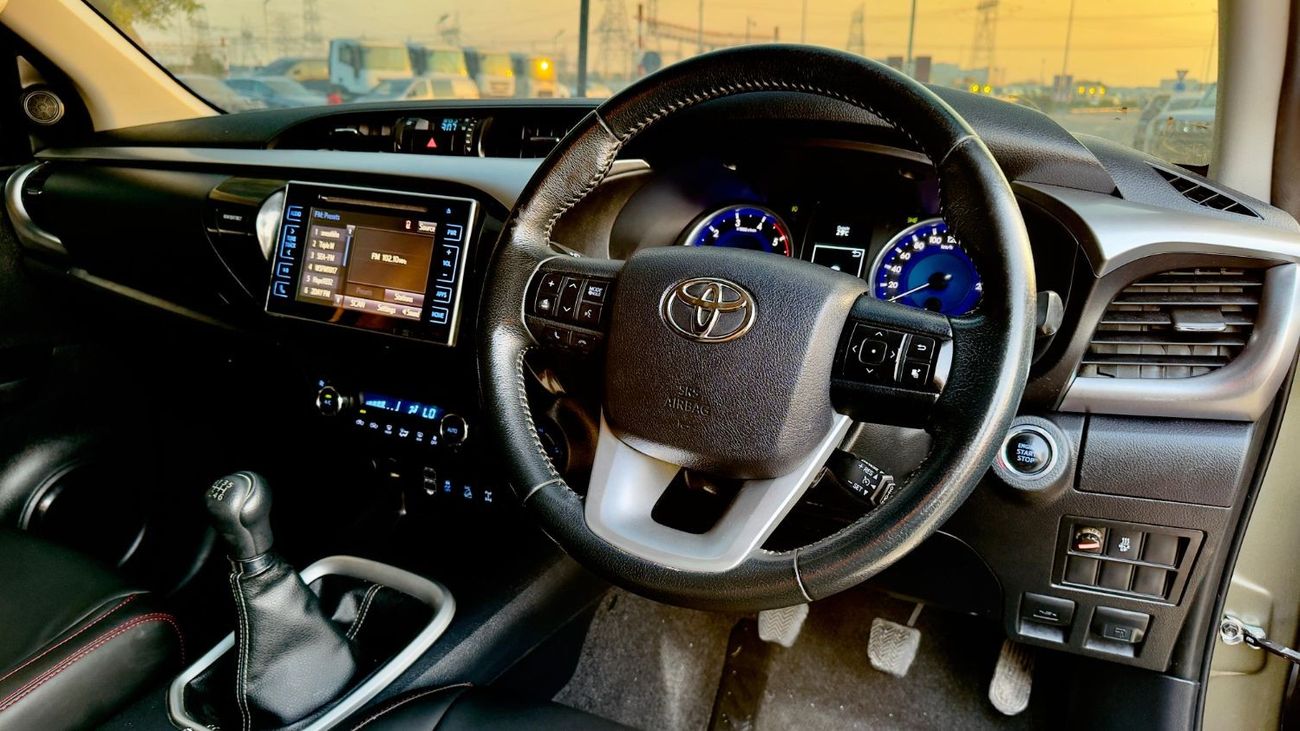 Toyota Hilux OFF ROAD MODIFIED | RHD | AWINING CAMPING TENT | 2018 | 2.8L DIESEL ENGINE | POWER SEAT | MANUAL TRA