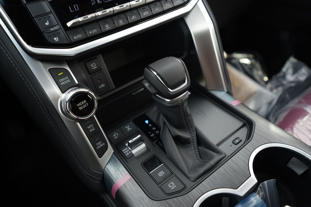 Toyota Land Cruiser Toyota Land Cruiser LC300 3.5L TWIN TURBO FULL OPTION MY26