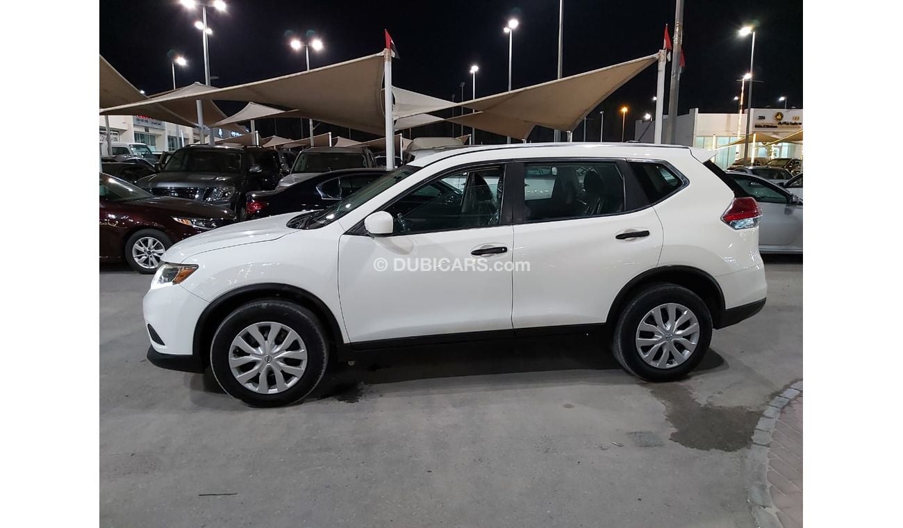 نيسان إكس تريل SV  , VERY CLEAN WITH LOW MILEAGE