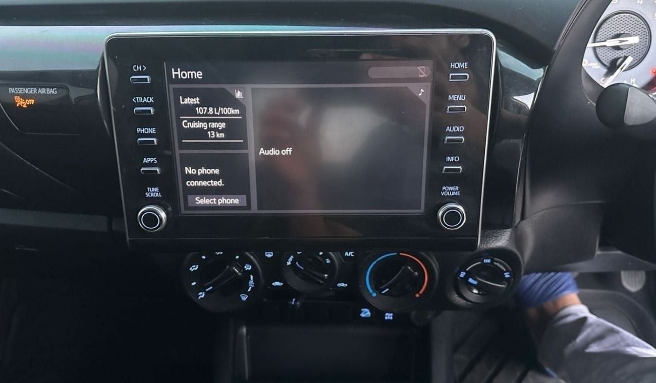 Toyota Hilux SMART CAB RHD AUTO DIESEL