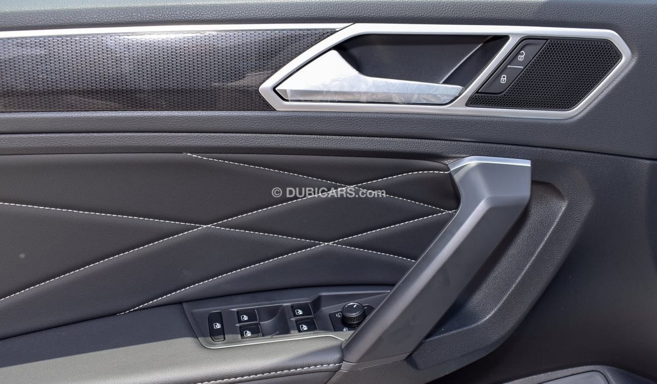 Volkswagen Tiguan VOLKSWAGEN TIGUAN 300 TSI 2WD | 2024