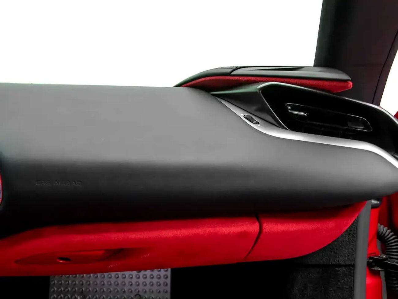 فيراري SF90 ستراديل | GCC Spec | With Service Contract