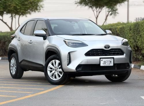 تويوتا يارس كروس . 2024 | 1.5L HYBRID | AT | RHD | PUSH START ENGINE | CRUISE CONTROL | 360 VIEW CAMERA