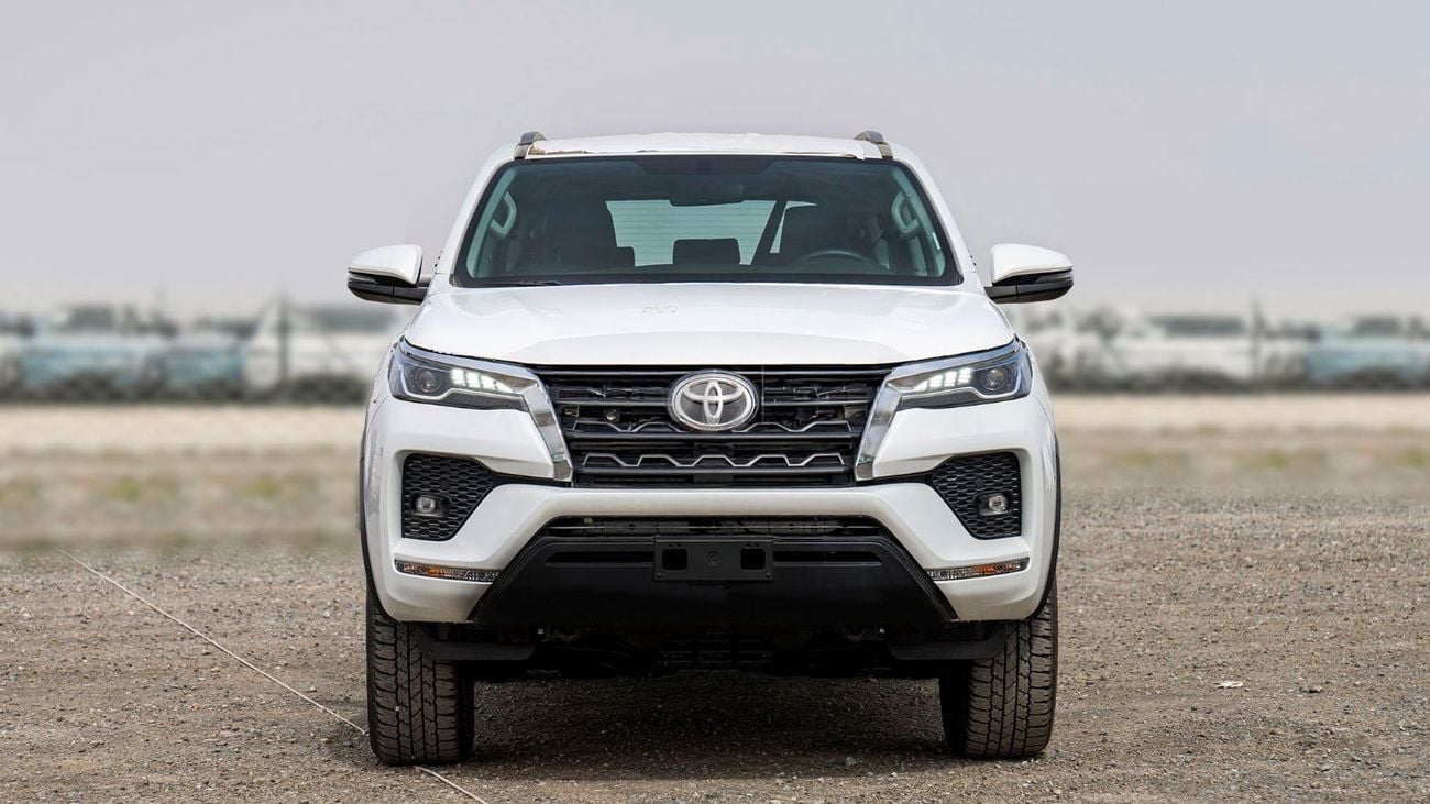 Toyota Fortuner EXR 2.4L DIESEL 2025 WHITE