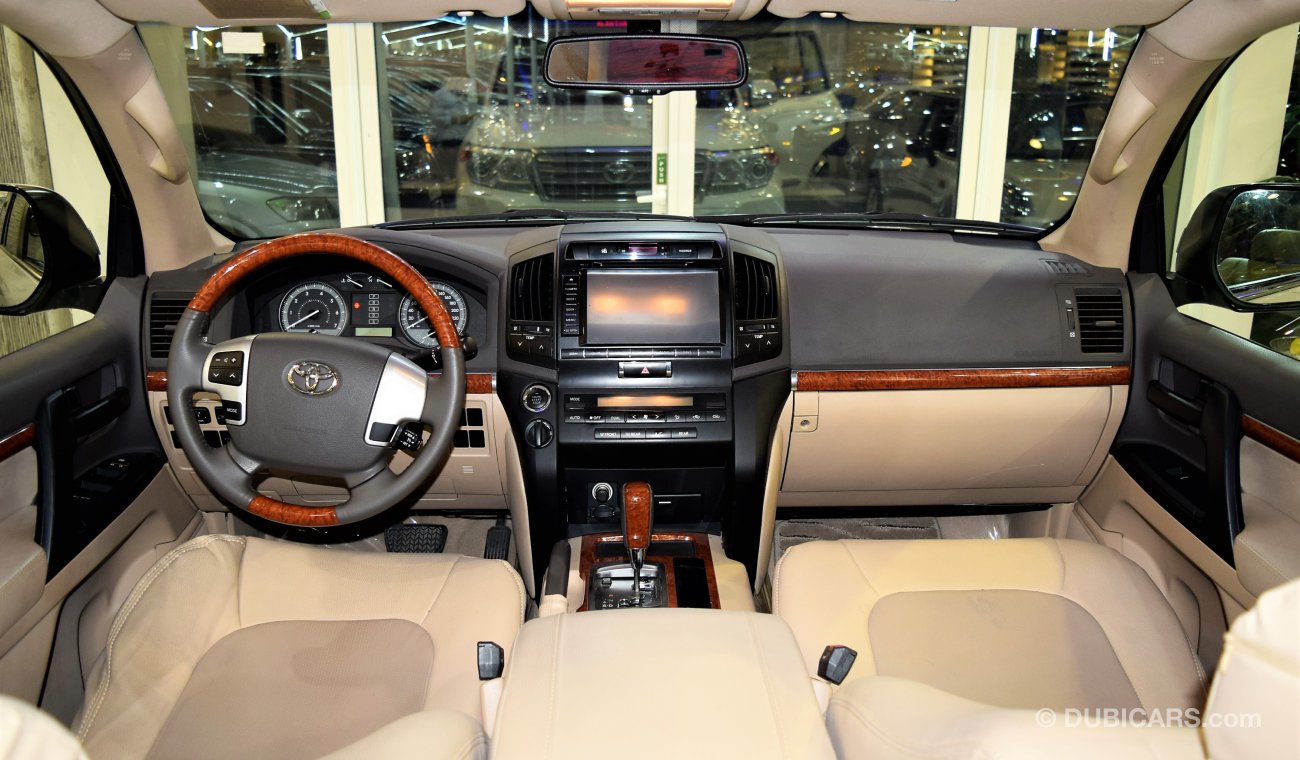 Toyota Land Cruiser GXR+ V6