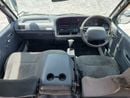 Toyota Hiace TOYOTA HIACE VAN RHD 2000 MODEL 3.0 L DIESEL AUTOMATIC(PM02207)