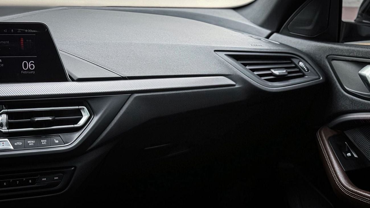 بي أم دبليو 218 218D GRAND COUPE - FULL OPTIONS
