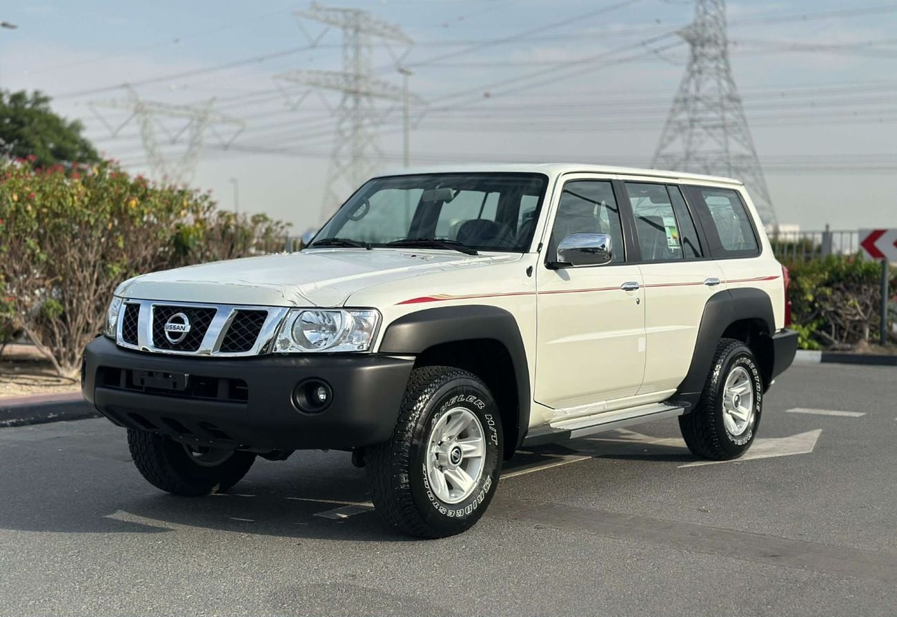 Nissan Patrol SAFARI GL 4.8L M/T (7 Seater)