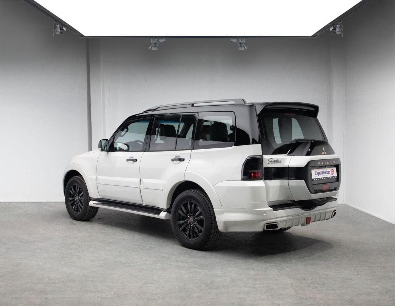 Mitsubishi Pajero Signature Edition