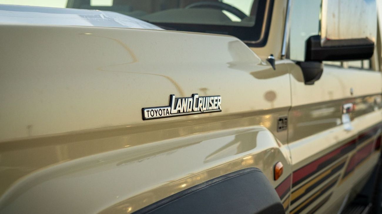 Toyota Land Cruiser Pick Up LC79 DC 2.8L T/DSL LX-Z1 A/T 2025YM