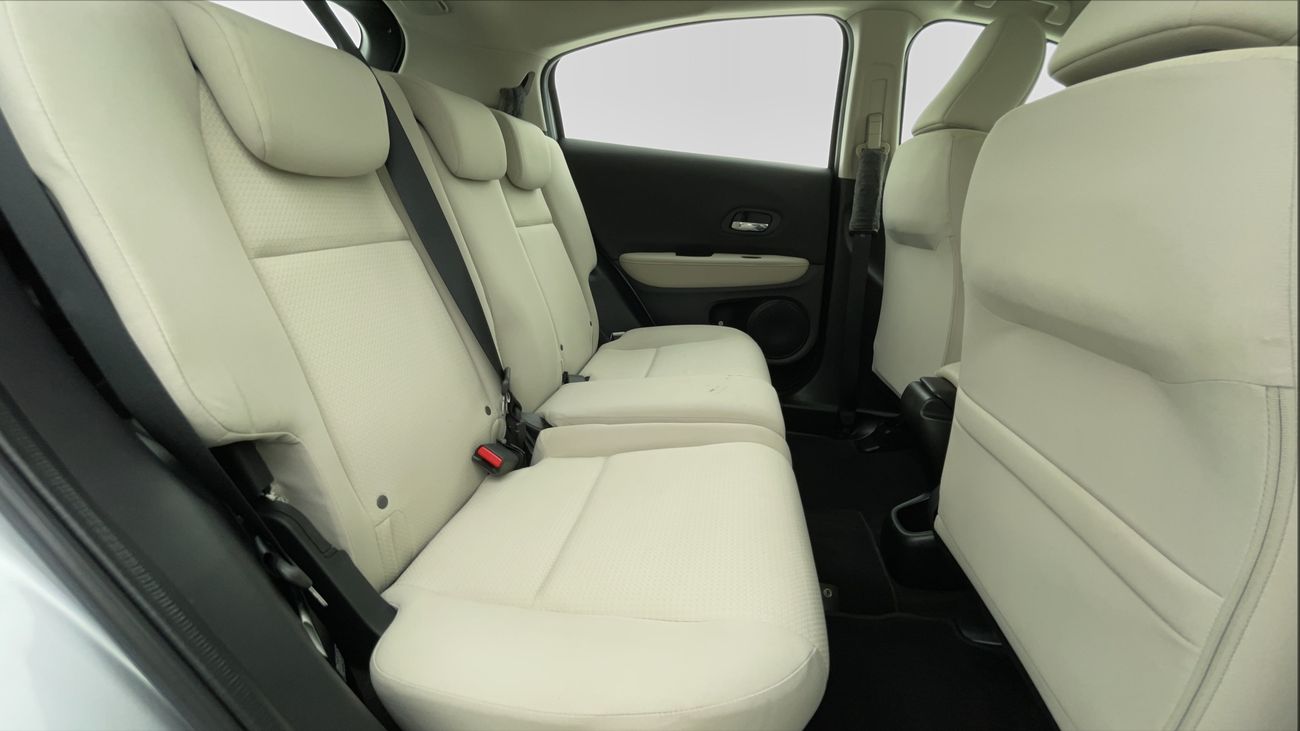 هوندا HRV LX 1.8 | بدون دفعة مقدمة | اختبار القيادة في المنزل