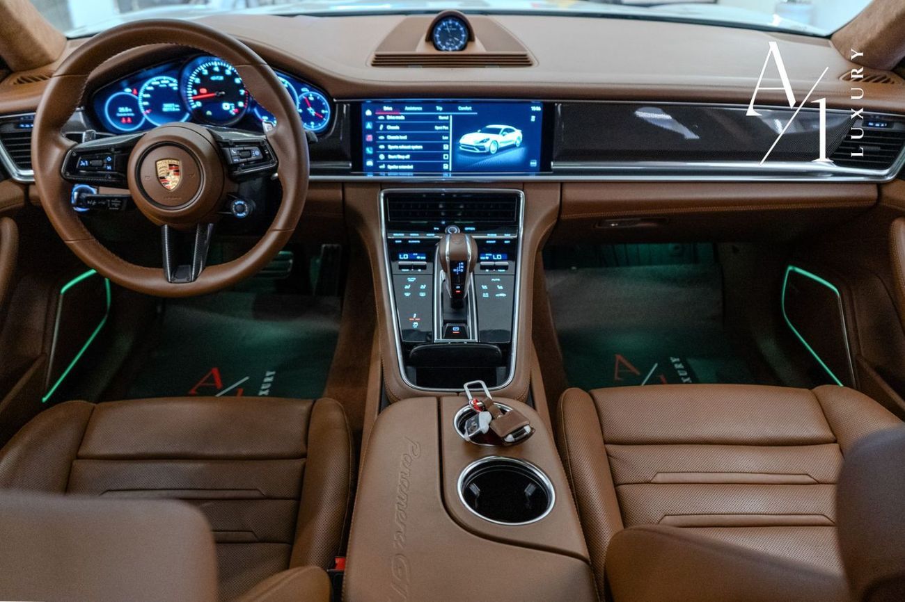 Porsche Panamera GTS 4.0L (473 HP) 2023 Porsche Panamera GTS, Oct 2025 Porsche Warranty, Full Options, Very Low Kms,