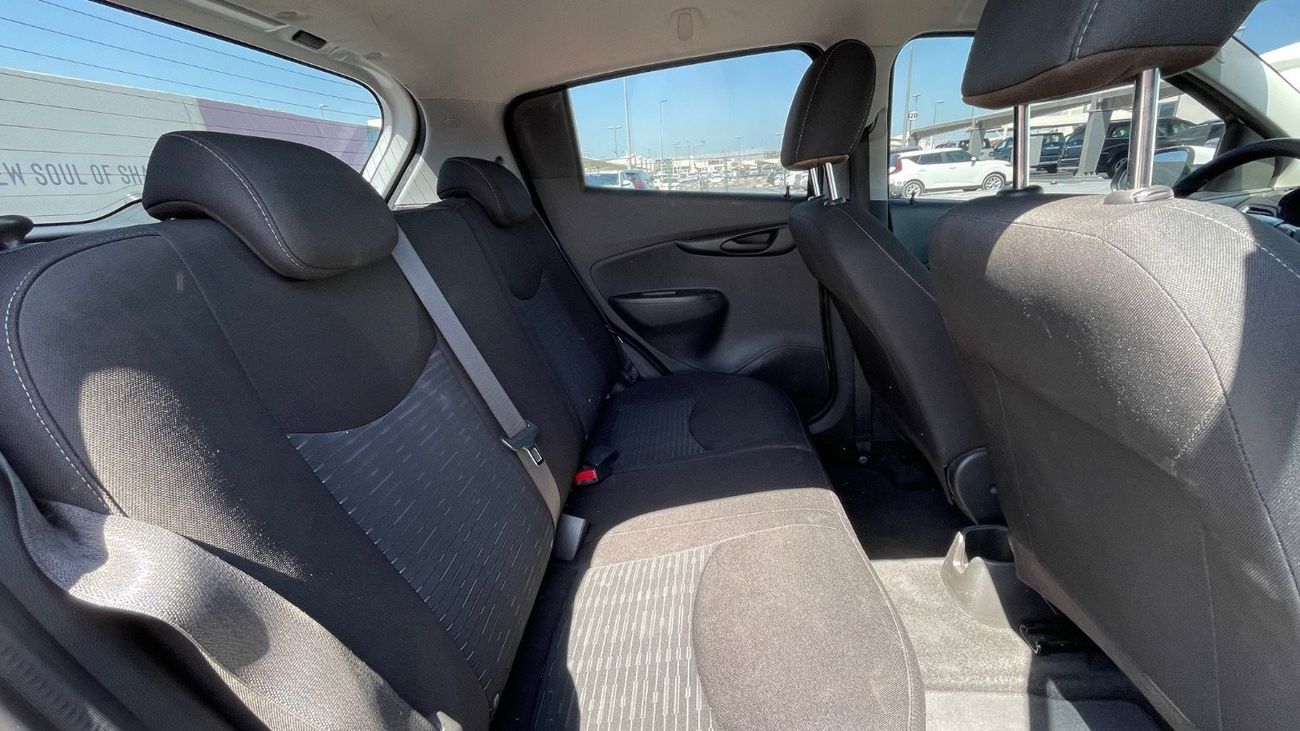 Chevrolet Spark GCC,LT High 1.4L