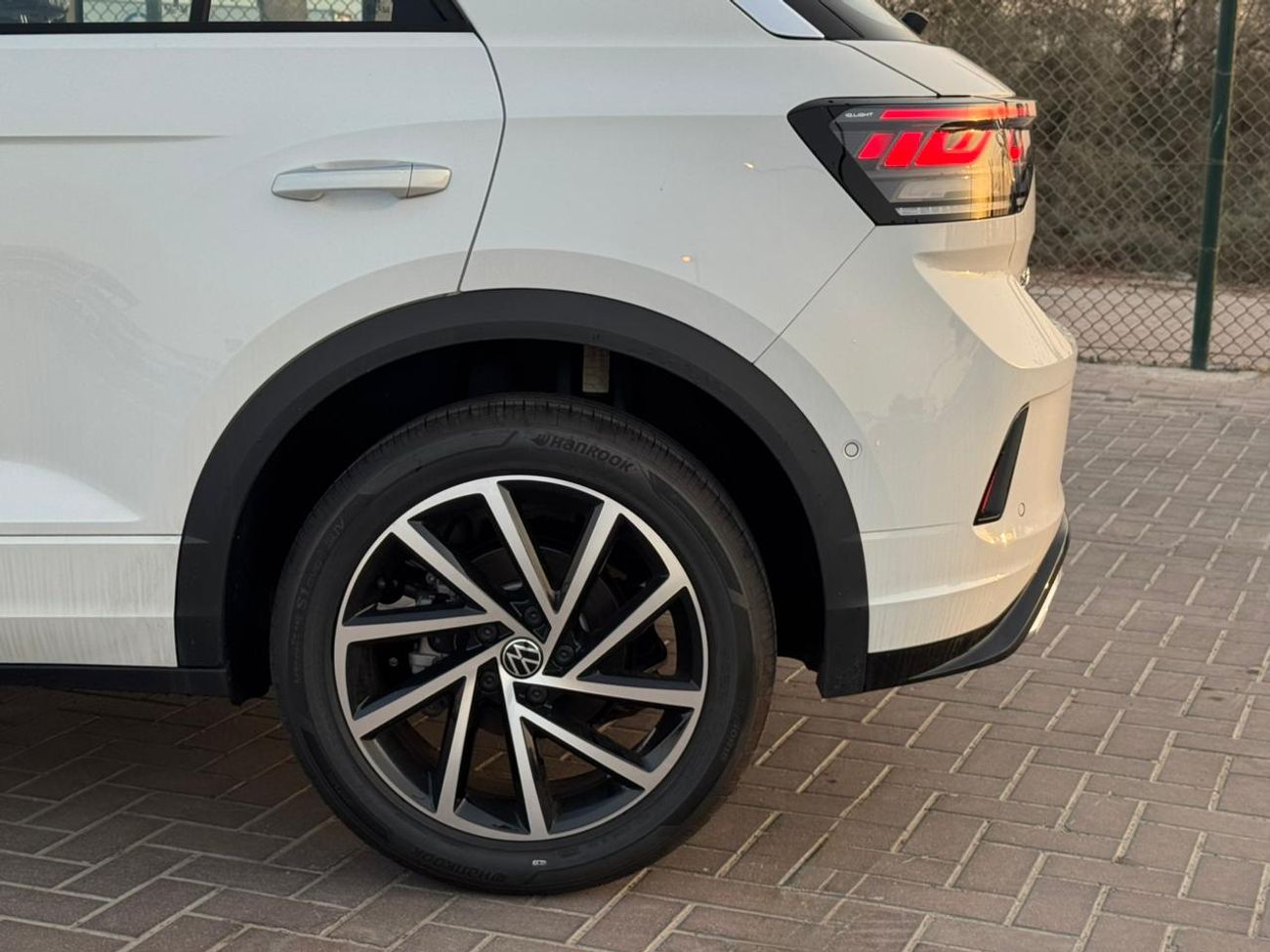 فولكس واجن T ROC 300 TSI 1.5L Turbo Petrol 2025 Export Price @ 71,000 AED