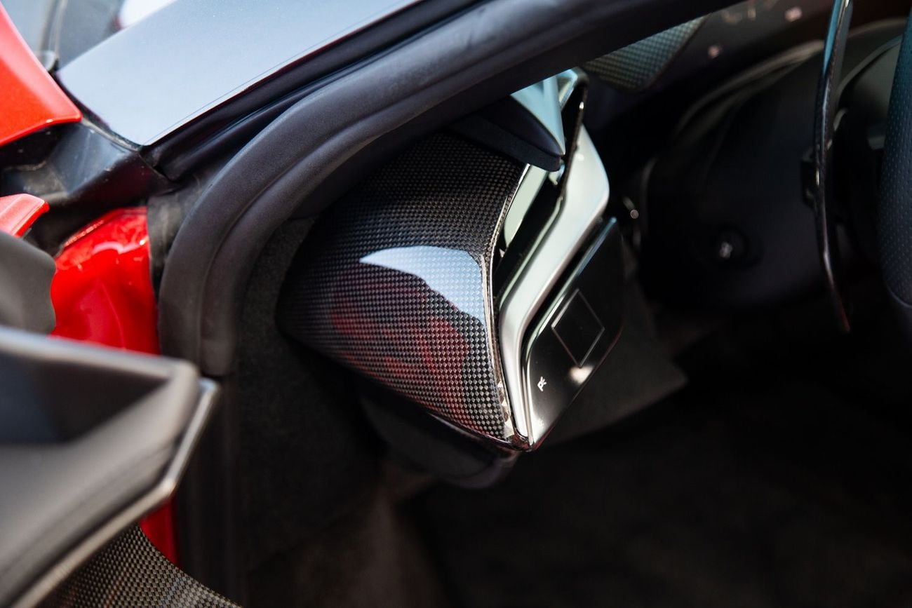 فيراري SF90 سبيدر ASSETTO FIORANO