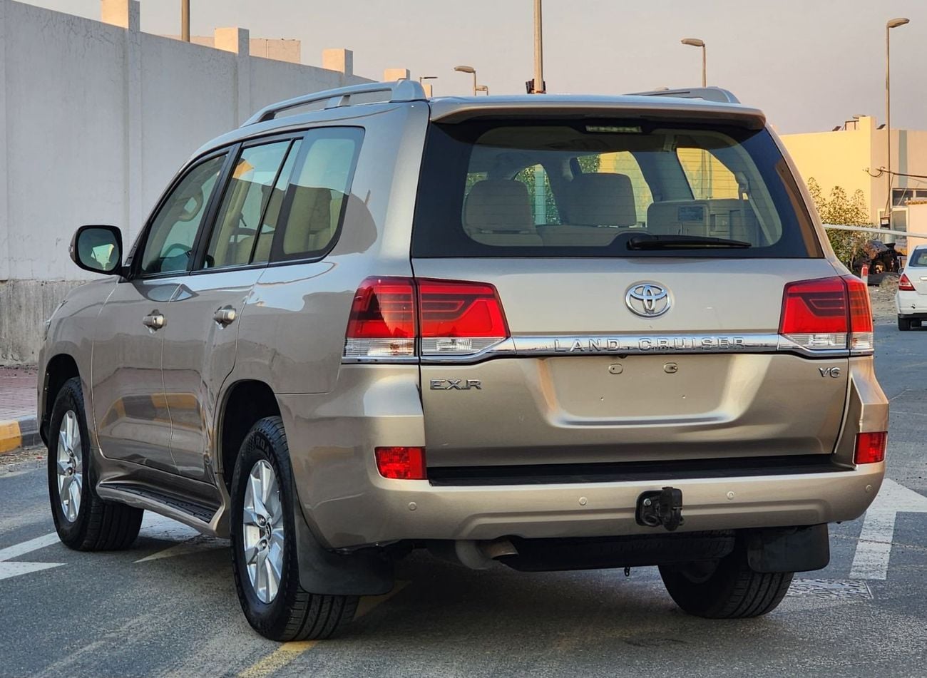 Toyota Land Cruiser GX.R  V6