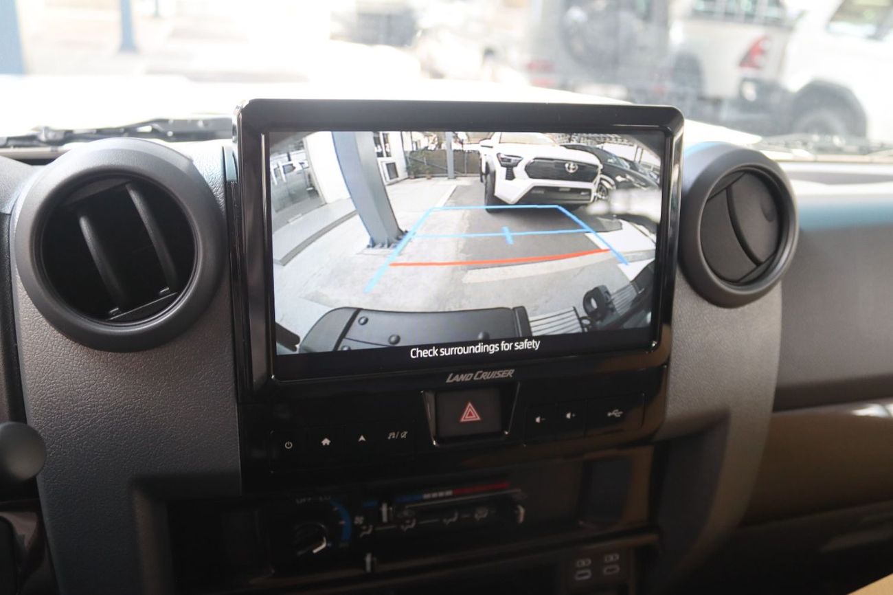 Toyota Land Cruiser 70 GRJ76 4.0 V6 PETROL M/T 40th ANNIVERSARY **EXPORT ONLY**التصدير فقط خارج الخليج***