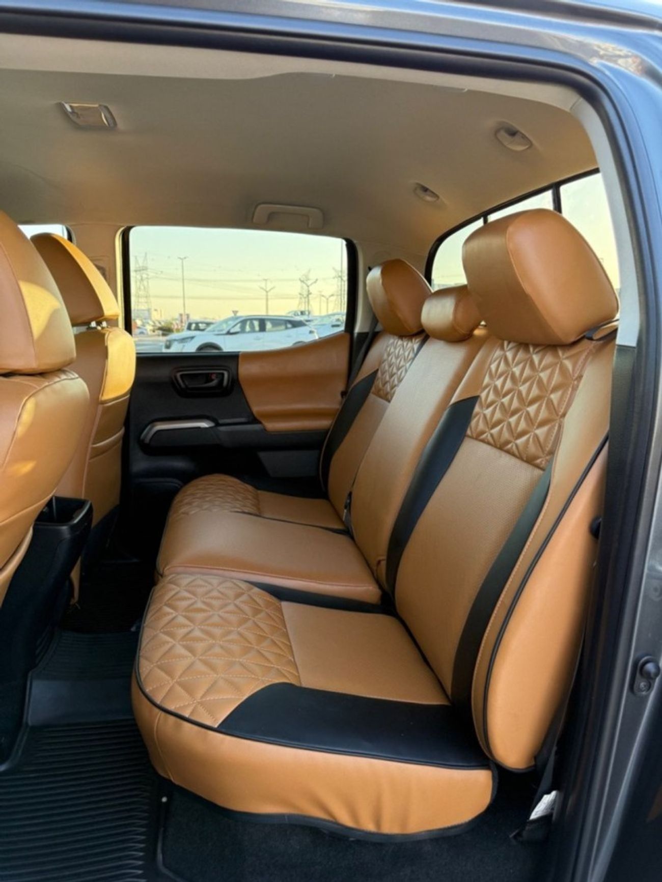 Toyota Tacoma 4x4 Drive 2 Key Leather Seat Full option