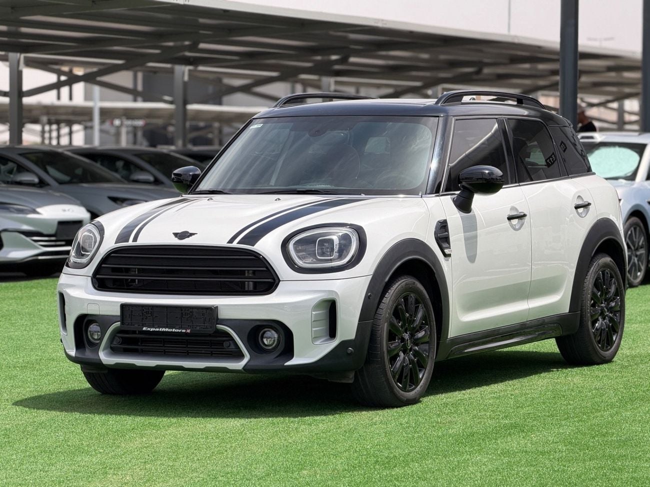 Mini Cooper Countryman Mini Cooper Country / 2022 / 32,000KM / GCC / Under Warranty