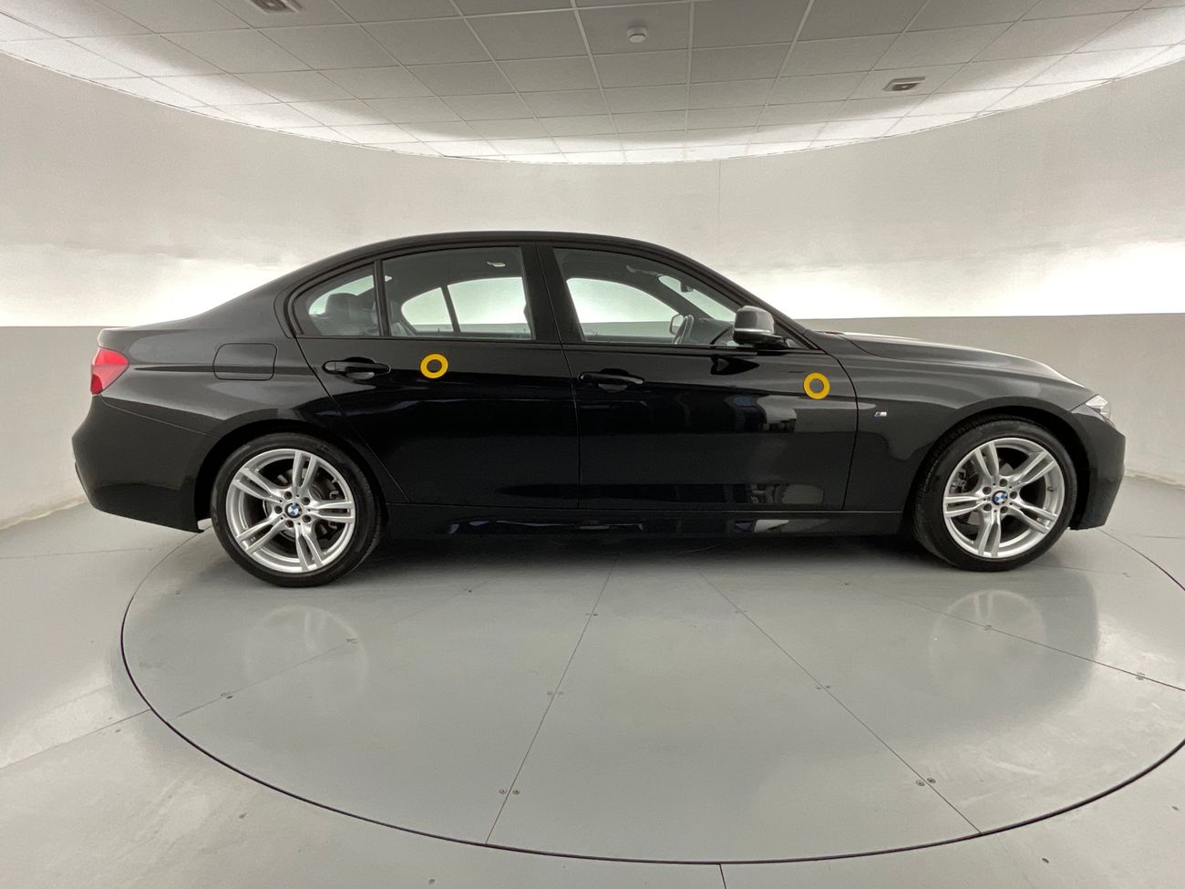 BMW 318i M Sport| 1 year free warranty | Exclusive Eid offer