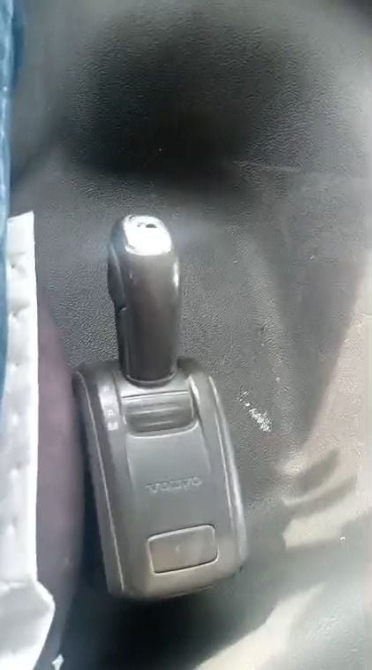 فولفو إف إم شاحنة فولفو FM 400 ذات الدفع الثنائي موديل 2016