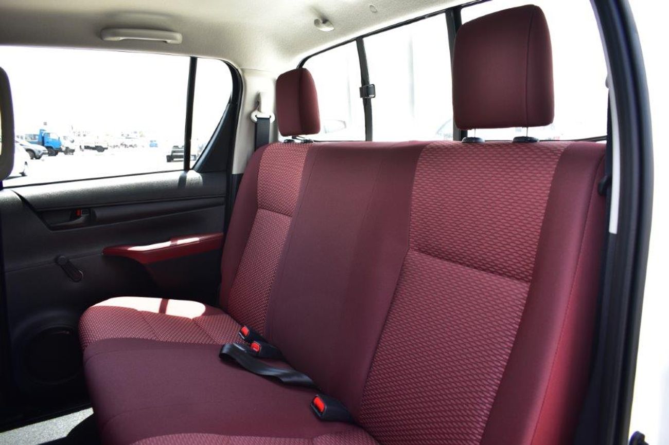 تويوتا هيلوكس GL 2.4L Double Cab Utility