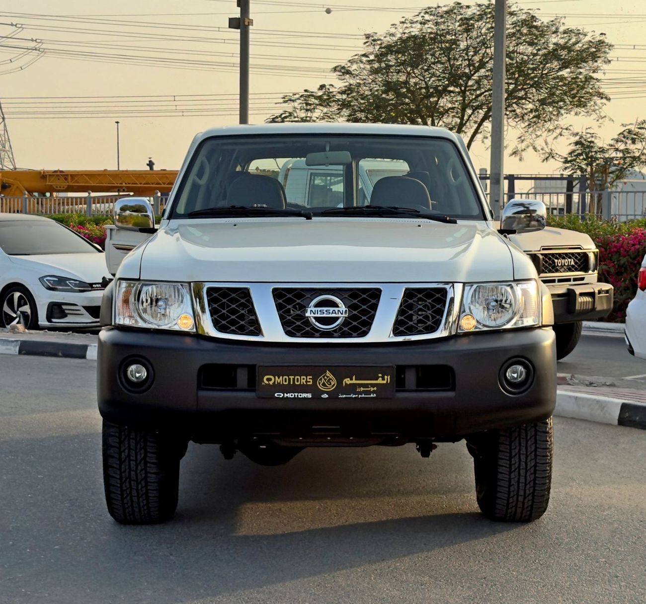 Nissan Patrol Safari GL 4.8L A/T (7 Seater)