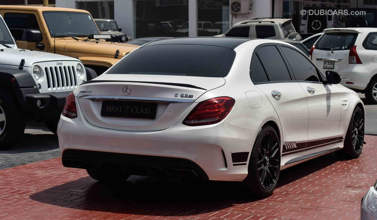 Mercedes-Benz C 63 AMG S V8 BITURBO