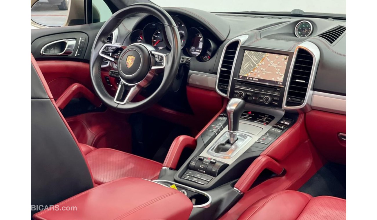 بورش كايان جي تي أس 2016 Porsche Cayenne GTS 42000km, Full Service History, Warranty, GCC