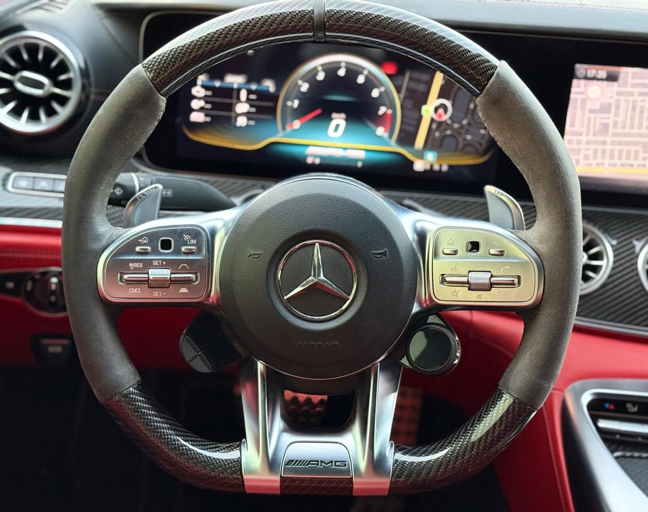 مرسيدس بنز GT 63 S 