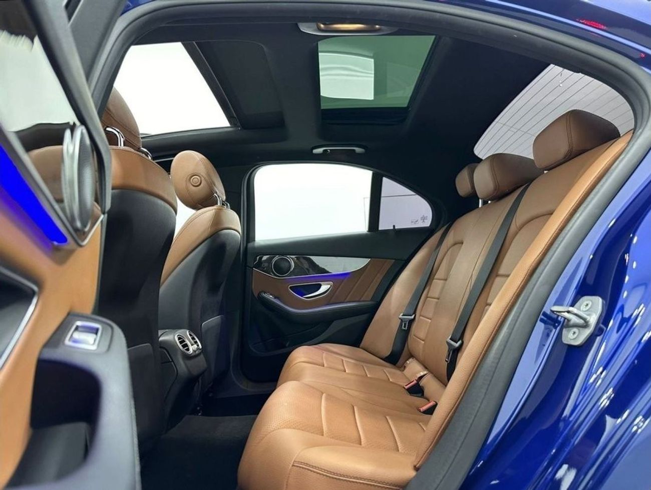 مرسيدس بنز C 200 Std