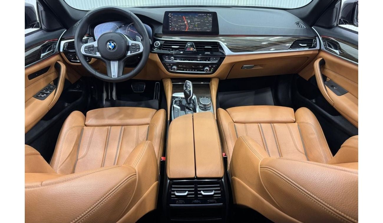 بي أم دبليو 520i 2019 BMW 520i M-Kit, Full BMW (AGMC) Service History, Warranty, Excellent Condition, GCC
