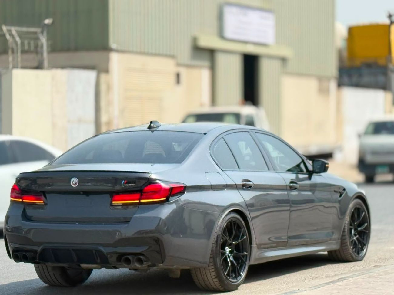 بي أم دبليو M5 COMPETITION PACK