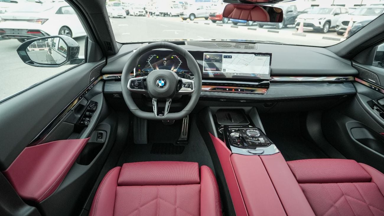 بي أم دبليو 530i 530i M-SPORT+ BLACK 2026MY EXPORT PRICE