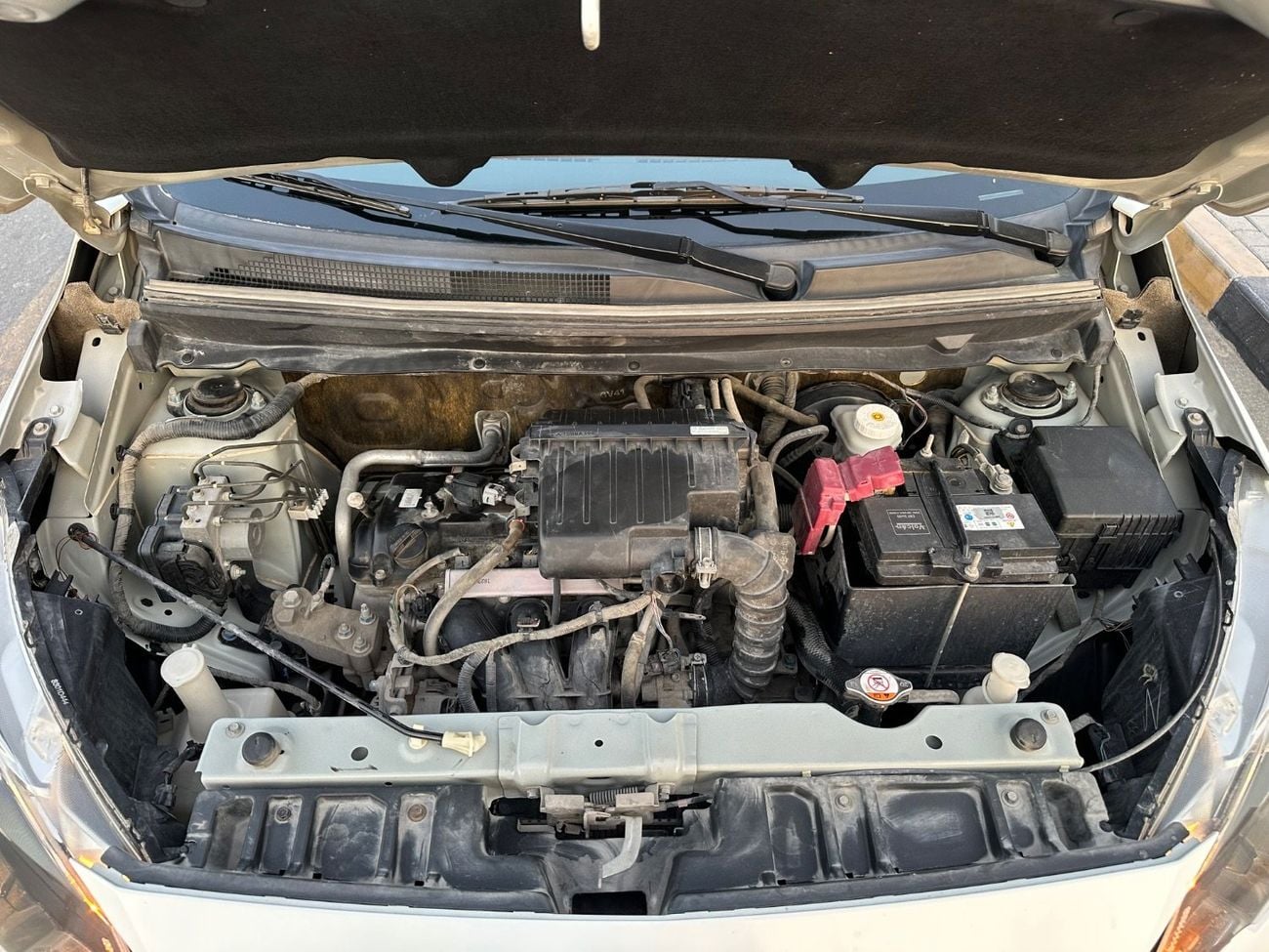 Mitsubishi Attrage GLX
