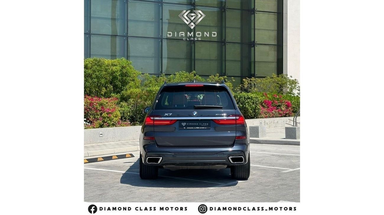 BMW X7 50i