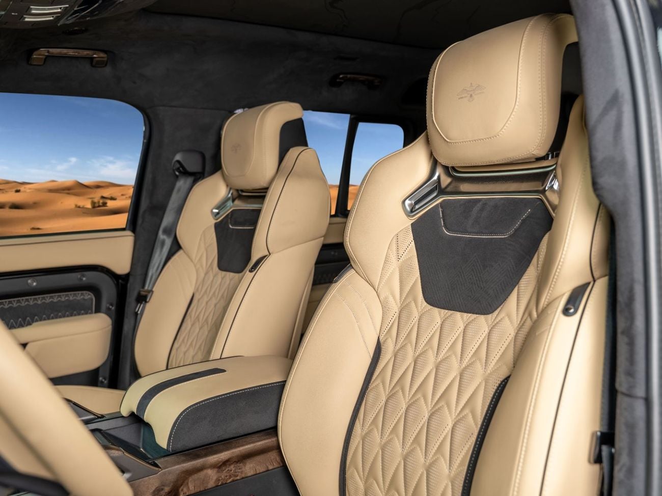 Land Rover Defender 110 HSE P400 of the Apex Series | 1 of 28 by Limgene