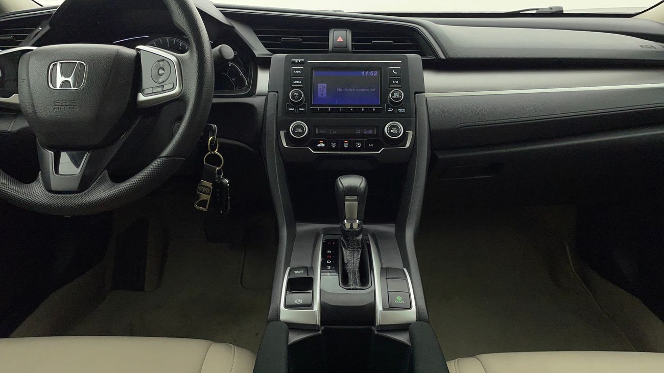 هوندا سيفيك DX 1.6 | بدون دفعة مقدمة | اختبار القيادة في المنزل