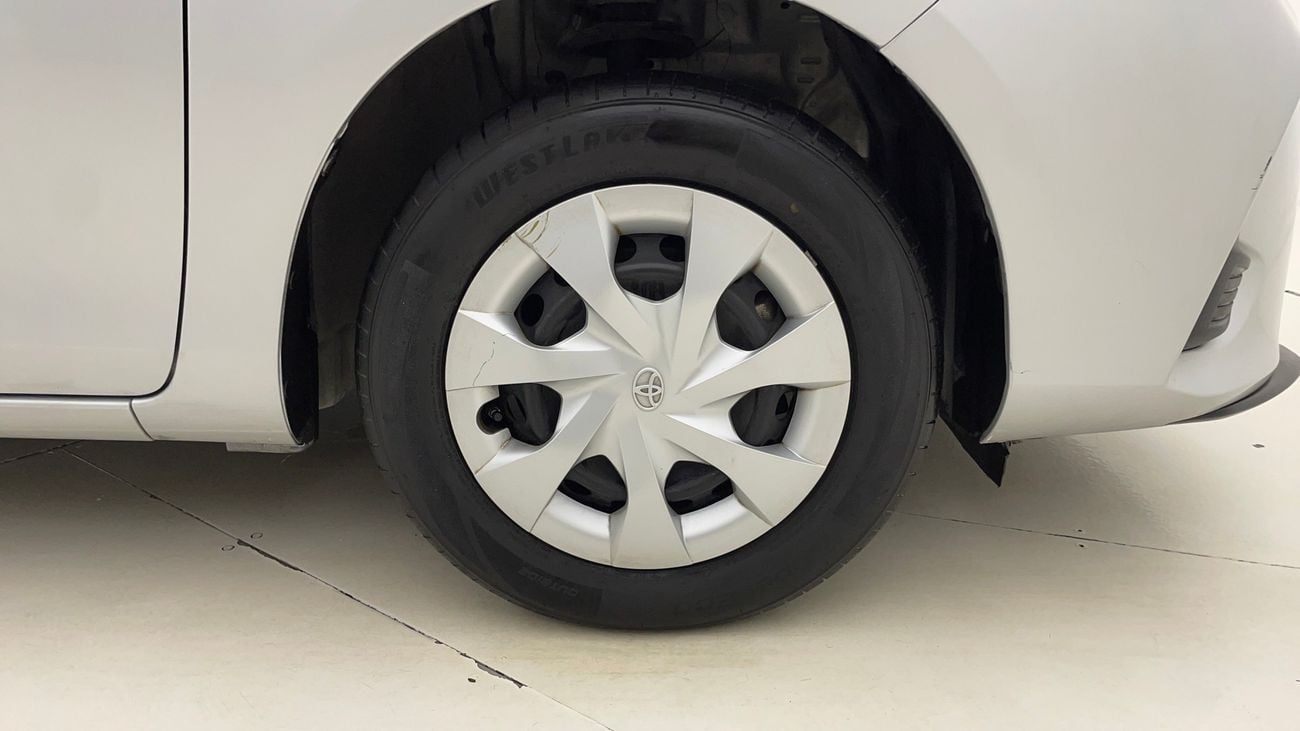 تويوتا يارس SE 1.5 | بدون دفعة مقدمة | اختبار القيادة في المنزل