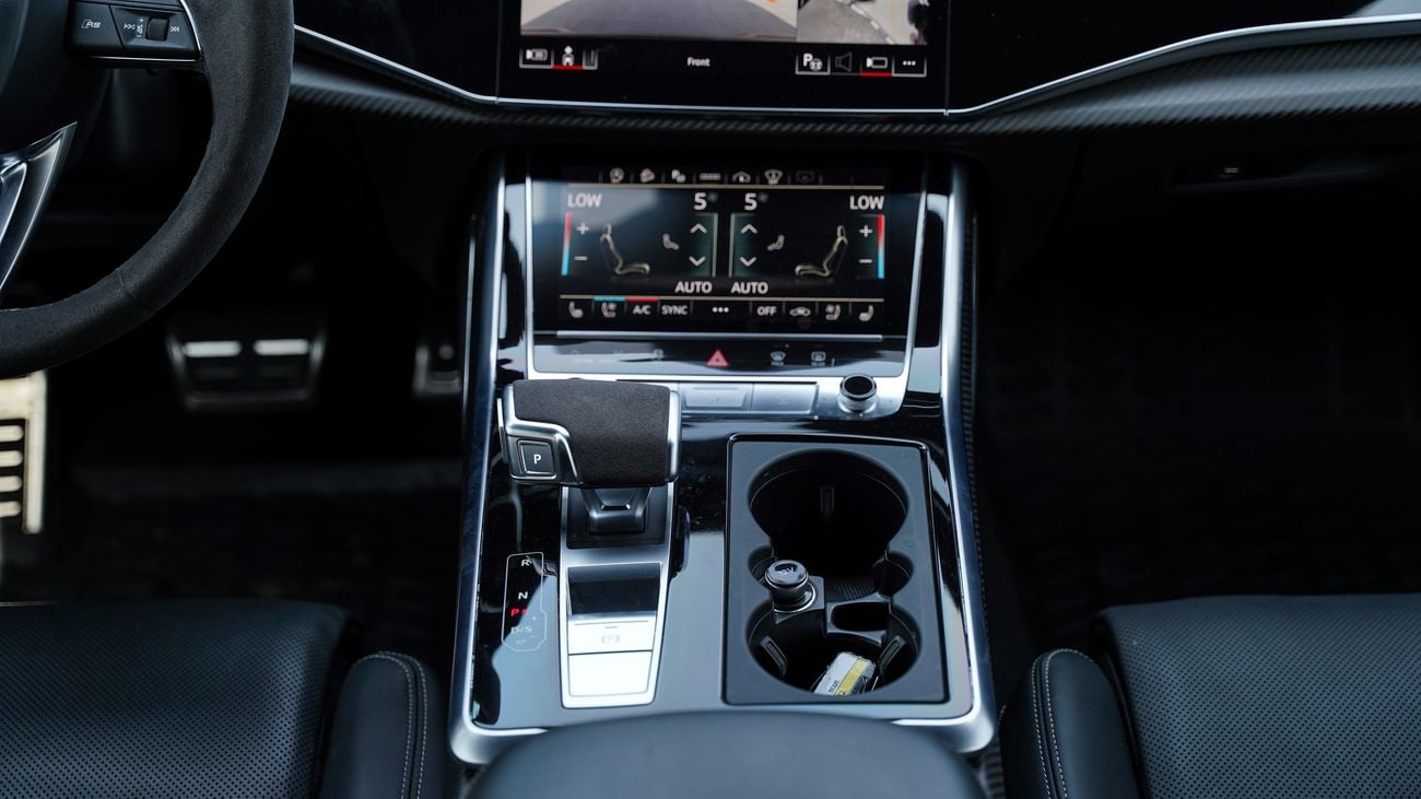 أودي RSQ8 PERFORMANCE