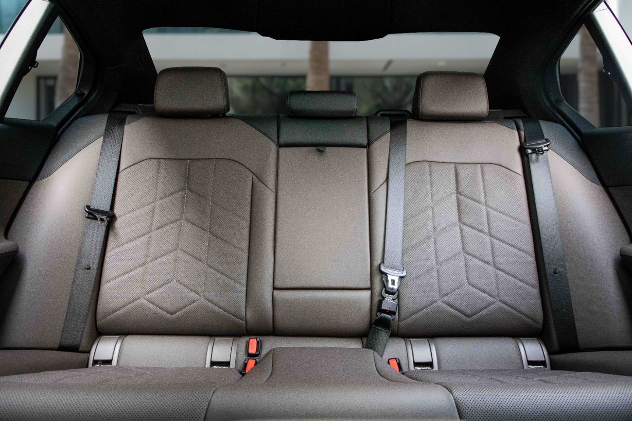 BMW 520i 520i M Sport | 5,092 P.M  | 0% Downpayment | Agency Warranty!